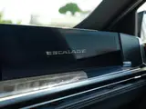 Cadillac Escalade ESV — photo 6