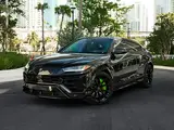 Lamborghini Urus — photo 1