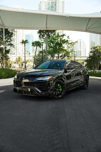Lamborghini Urus — chauffeured vehicle in Miami